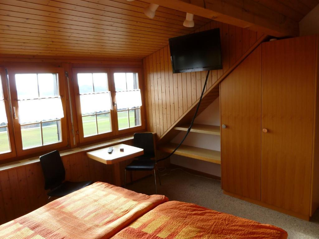 ホテル Alpenblick Ferenberg Bern Stettlen 部屋 写真